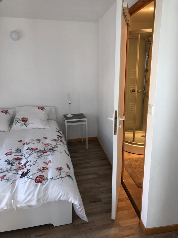 La Maisonnette Auvergnate Vertaizon 外观 照片